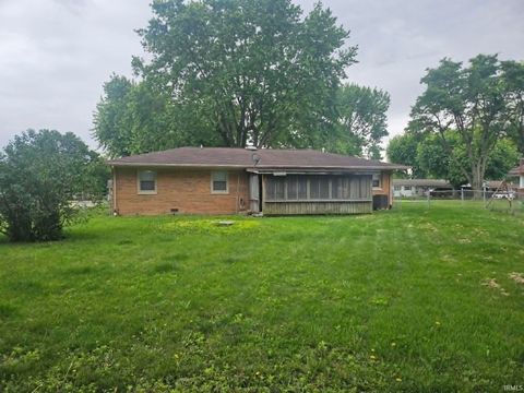 Tiny photo for 808 E Southway Boulevard, Kokomo, IN 46902 (MLS # 202622571)