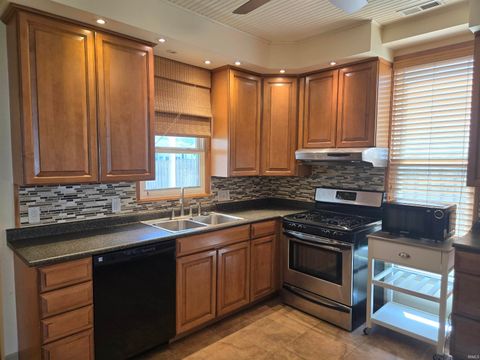 Tiny photo for 1422 Virginia Street, Lafayette, IN 47905 (MLS # 202518774)