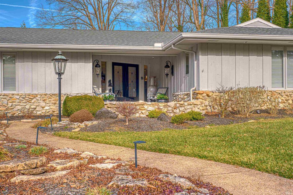 Photo of 300 Stonegate Road, Evansville, IN 47711 (MLS # 202548099)