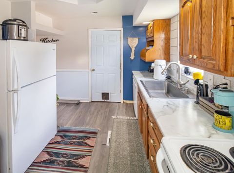 Tiny photo for 423 W Sycamore Street, Boonville, IN 47601 (MLS # 202616188)