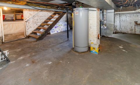 Tiny photo for 423 W Sycamore Street, Boonville, IN 47601 (MLS # 202616188)