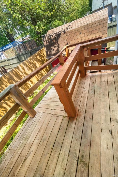Tiny photo for 423 W Sycamore Street, Boonville, IN 47601 (MLS # 202616188)