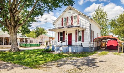 Photo of 423 W Sycamore Street, Boonville, IN 47601 (MLS # 202616188)