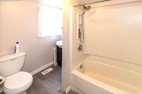 Tiny photo for 423 W Sycamore Street, Boonville, IN 47601 (MLS # 202616188)