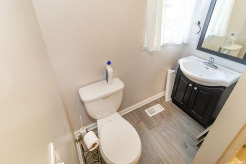 Tiny photo for 423 W Sycamore Street, Boonville, IN 47601 (MLS # 202616188)