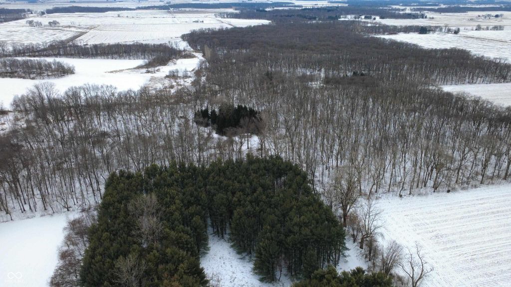 Photo of 900 S E County Road, Rensselaer, IN 47978 (MLS # 202608737)