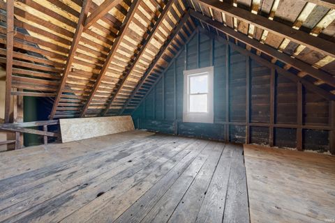 Tiny photo for 108 N Cicott Street, Logansport, IN 46947 (MLS # 202614250)