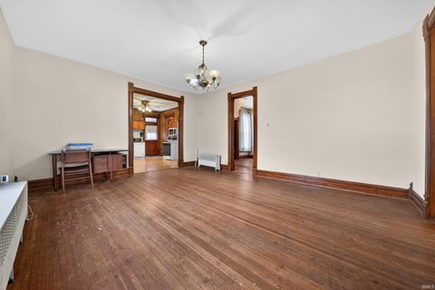 Tiny photo for 108 N Cicott Street, Logansport, IN 46947 (MLS # 202614250)