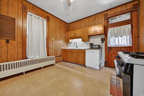 Tiny photo for 108 N Cicott Street, Logansport, IN 46947 (MLS # 202614250)