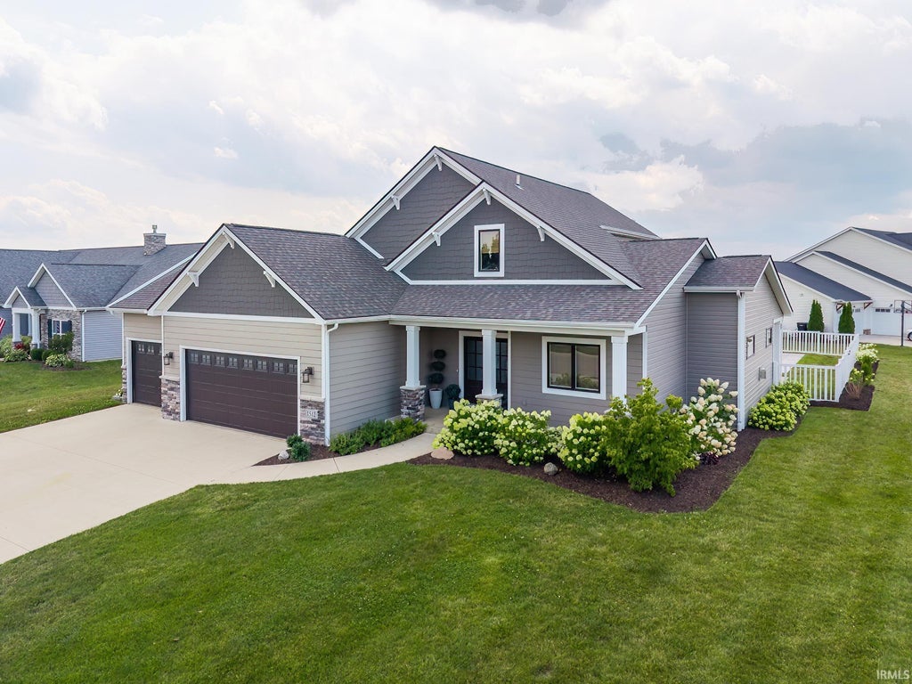 Photo of 1512 Jacobs Drive, Fort Wayne, IN 46814 (MLS # 202629605)