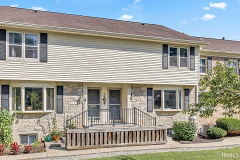 Photo of 138 N Park Ridge Road, Bloomington, IN 47408 (MLS # 202638358)