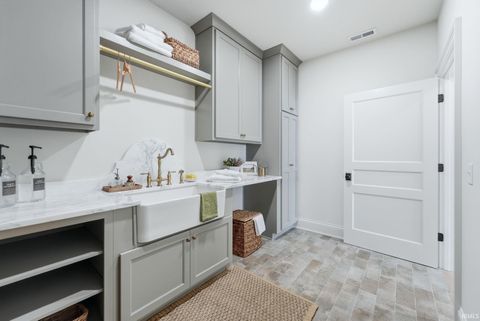Tiny photo for 1854 Carica Court, Fort Wayne, IN 46814 (MLS # 202618296)