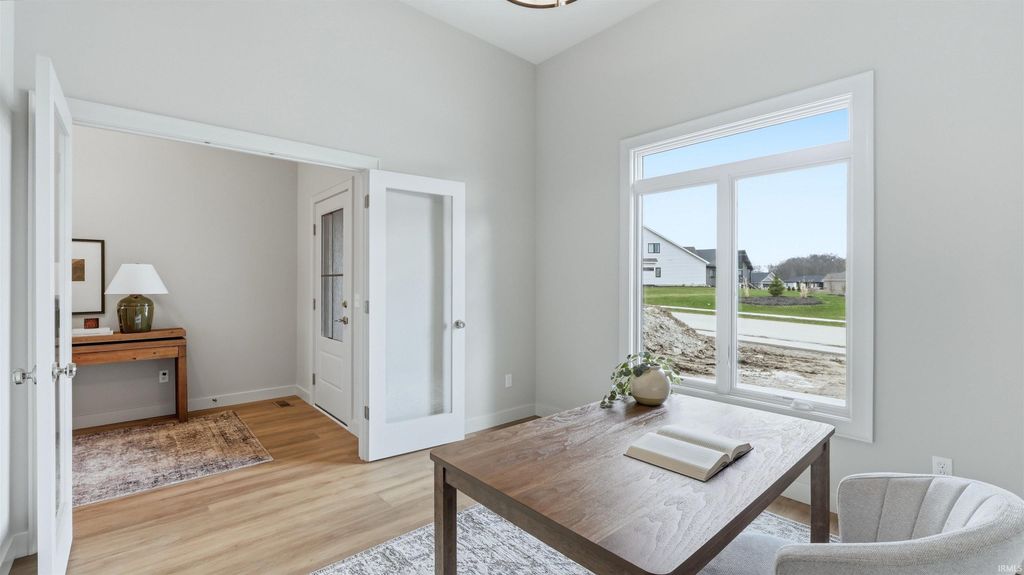 Photo of 17411 Letterbrick Run, Leo, IN 46765 (MLS # 202608466)