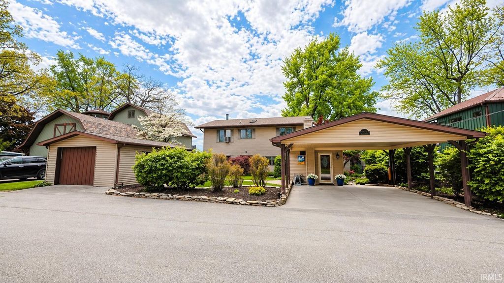 Photo of 11111 E Pottawatomie South Trail, Walkerton, IN 46574 (MLS # 202616142)