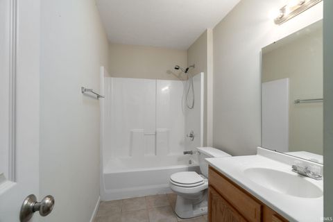 Tiny photo for 4055 Ensley Street, Lafayette, IN 47909 (MLS # 202532112)