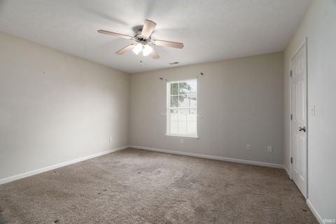 Tiny photo for 4055 Ensley Street, Lafayette, IN 47909 (MLS # 202532112)