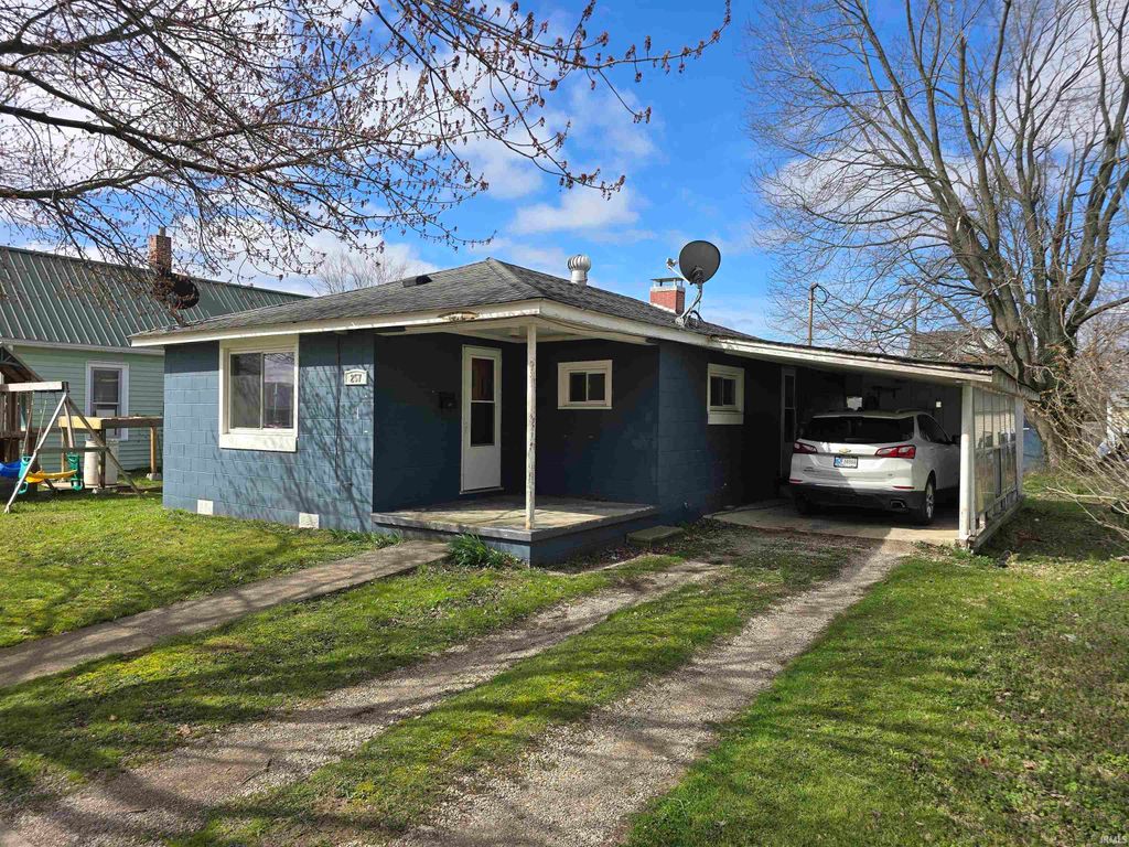 Photo of 257 Lincoln Street, Spencer, IN 47460 (MLS # 202609784)