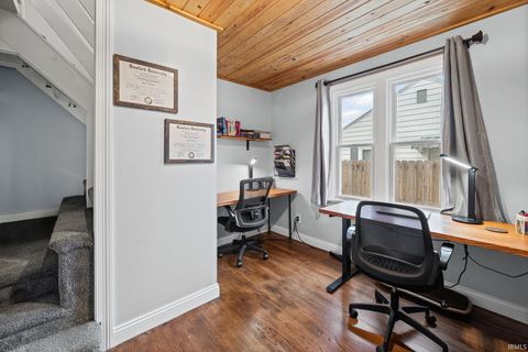 Tiny photo for 618 S 28th Street, Lafayette, IN 47904 (MLS # 202543209)