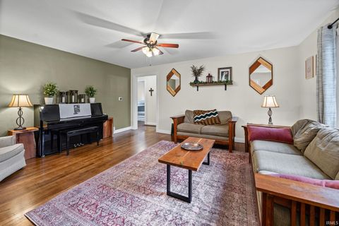 Tiny photo for 618 S 28th Street, Lafayette, IN 47904 (MLS # 202543209)
