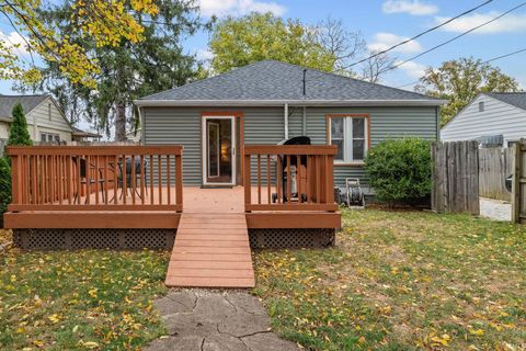 Tiny photo for 618 S 28th Street, Lafayette, IN 47904 (MLS # 202543209)