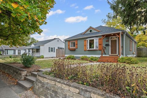 Tiny photo for 618 S 28th Street, Lafayette, IN 47904 (MLS # 202543209)