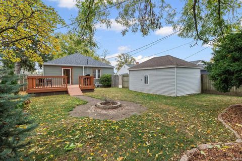 Tiny photo for 618 S 28th Street, Lafayette, IN 47904 (MLS # 202543209)