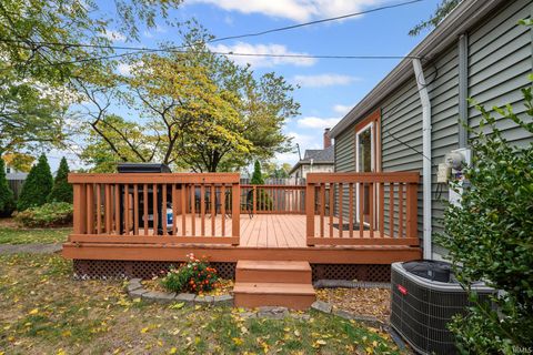 Tiny photo for 618 S 28th Street, Lafayette, IN 47904 (MLS # 202543209)