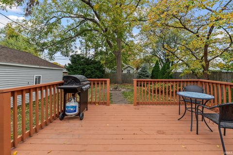 Tiny photo for 618 S 28th Street, Lafayette, IN 47904 (MLS # 202543209)