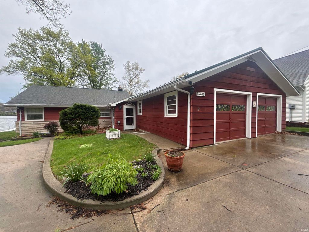 Photo of 14415 Lawarence Lake Drive, Plymouth, IN 46563 (MLS # 202619734)