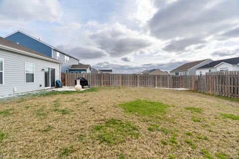 Tiny photo for 216 Wallingford Street, Lafayette, IN 47905 (MLS # 202609015)