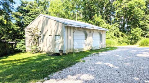 Tiny photo for 13714 E Shady Meadow Drive, Bloomington, IN 47403 (MLS # 202630011)