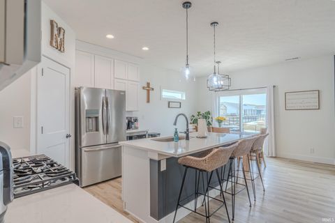 Tiny photo for 376 Haddington Lane, Lafayette, IN 47905 (MLS # 202604811)