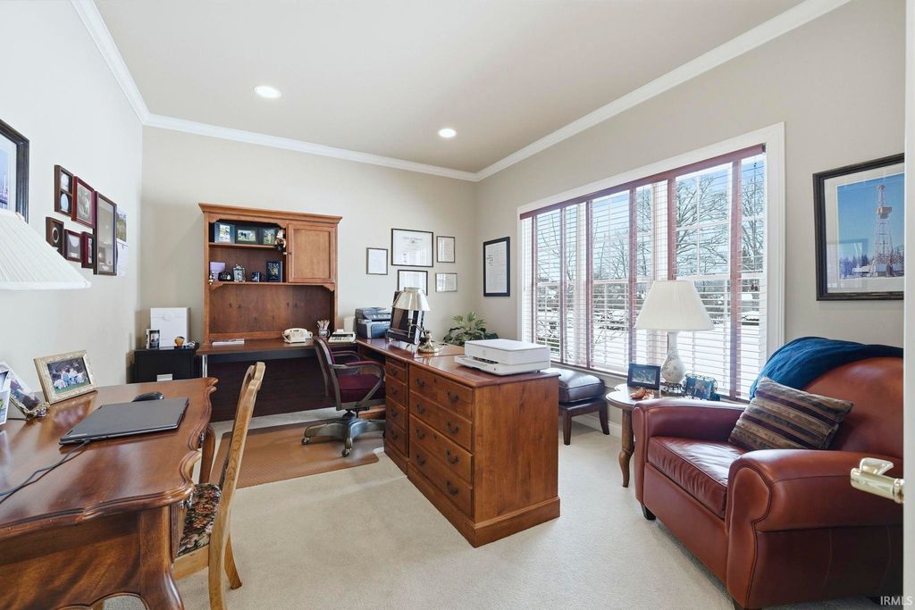 Photo of 2524 Ladue Lane, Fort Wayne, IN 46804 (MLS # 202603237)