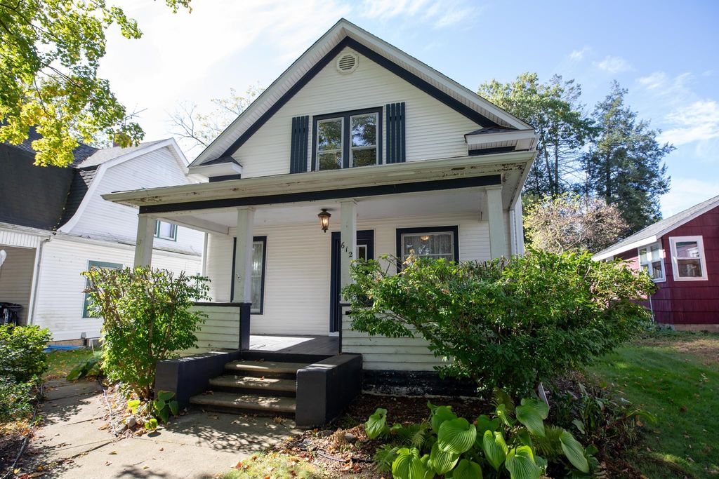 Photo of 612 Pearl Street, Plymouth, IN 46563 (MLS # 202542448)