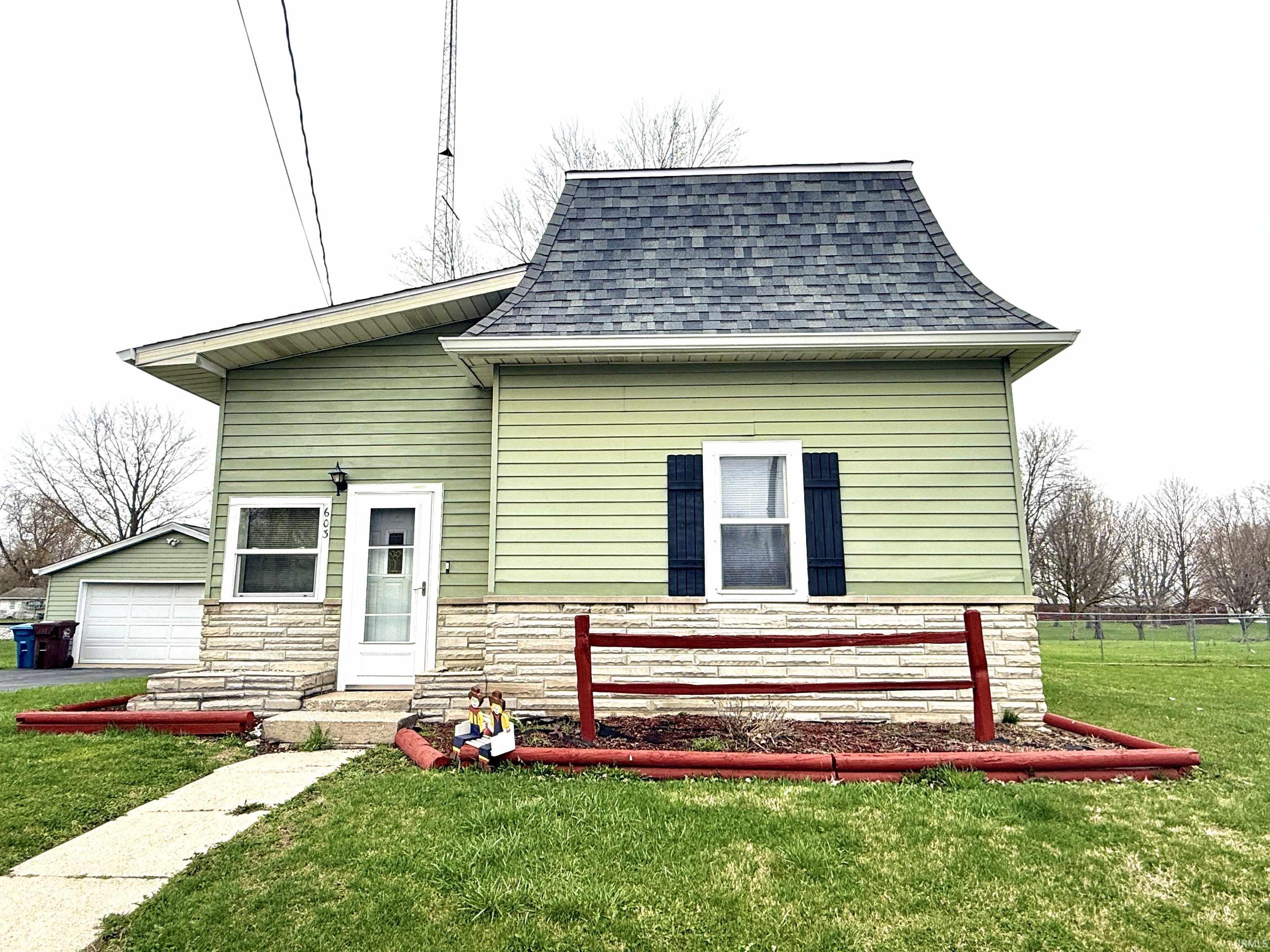 Listing image 2