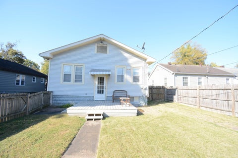 Tiny photo for 1608 Irvington Avenue, Evansville, IN 47712 (MLS # 202644869)