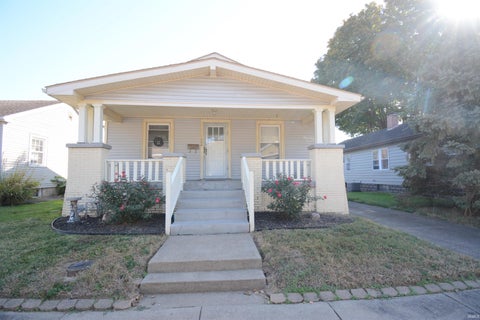Photo of 1608 Irvington Avenue, Evansville, IN 47712 (MLS # 202644869)