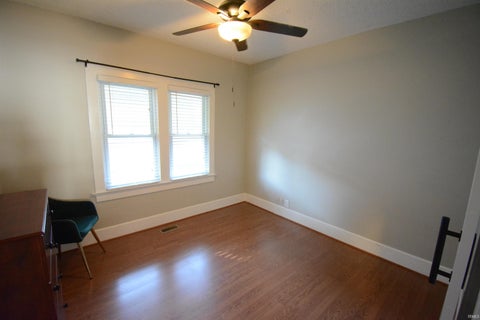 Tiny photo for 1608 Irvington Avenue, Evansville, IN 47712 (MLS # 202644869)