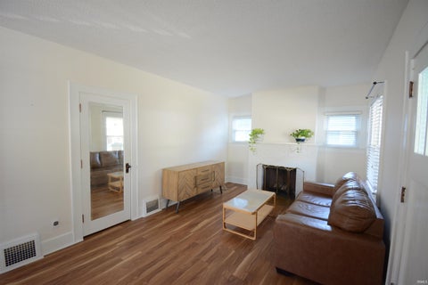 Tiny photo for 1608 Irvington Avenue, Evansville, IN 47712 (MLS # 202644869)