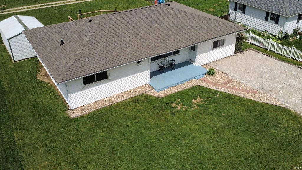 Photo of 427 E Jefferson Street, Spencer, IN 47460 (MLS # 202614321)