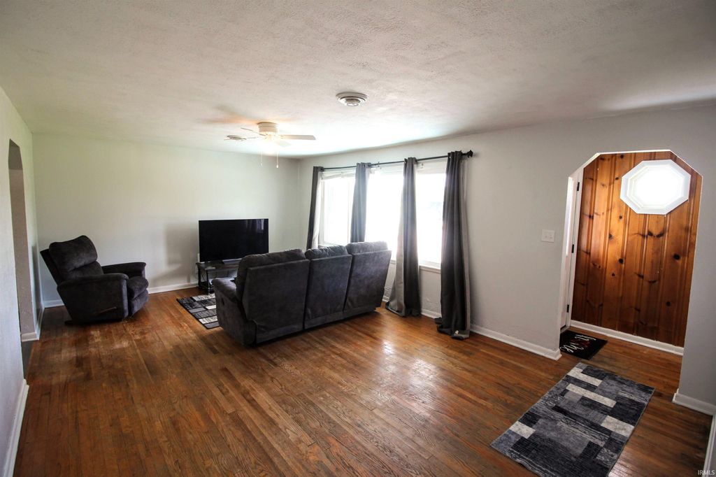 Photo of 427 E Jefferson Street, Spencer, IN 47460 (MLS # 202614321)