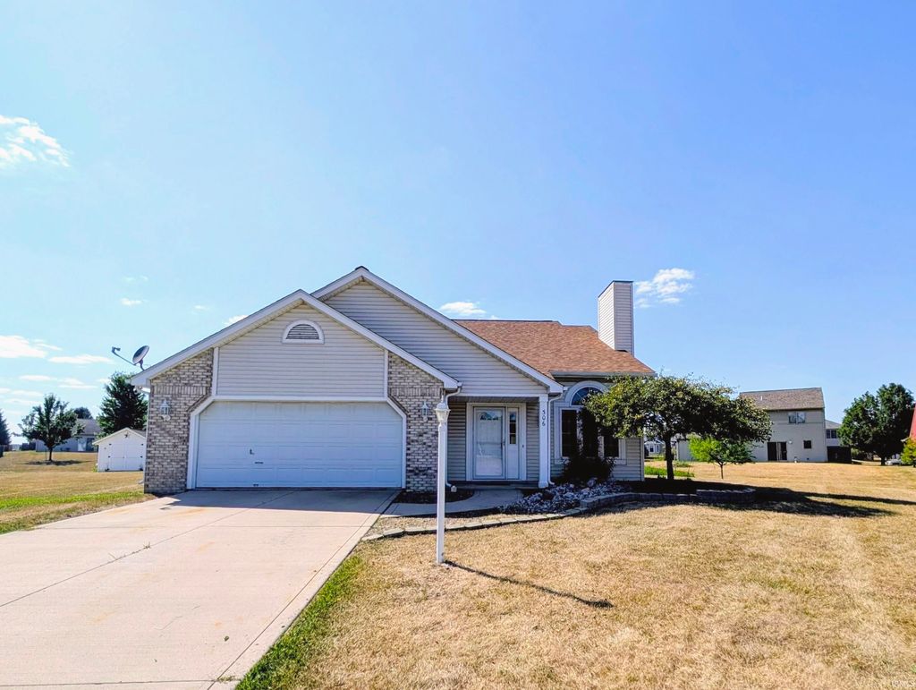 Photo of 306 Rathert Court, Auburn, IN 46706 (MLS # 202628033)
