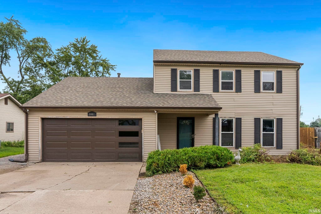 Photo of 3806 Willshire Estates Drive, Fort Wayne, IN 46815 (MLS # 202632586)