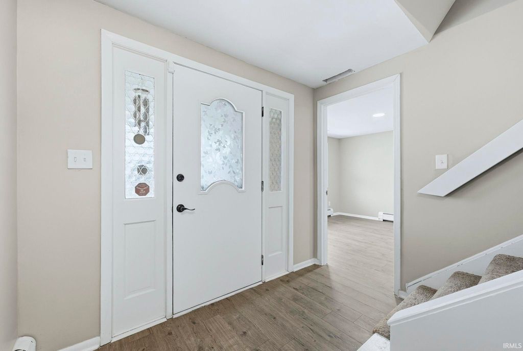 Photo of 3308 Casselwood Drive, Fort Wayne, IN 46816 (MLS # 202605520)