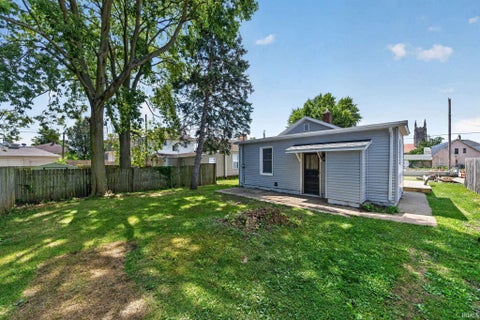 Tiny photo for 208 Union Street, Mishawaka, IN 46544 (MLS # 202630938)