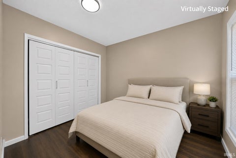 Tiny photo for 208 Union Street, Mishawaka, IN 46544 (MLS # 202630938)