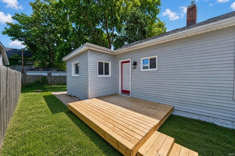 Tiny photo for 208 Union Street, Mishawaka, IN 46544 (MLS # 202630938)