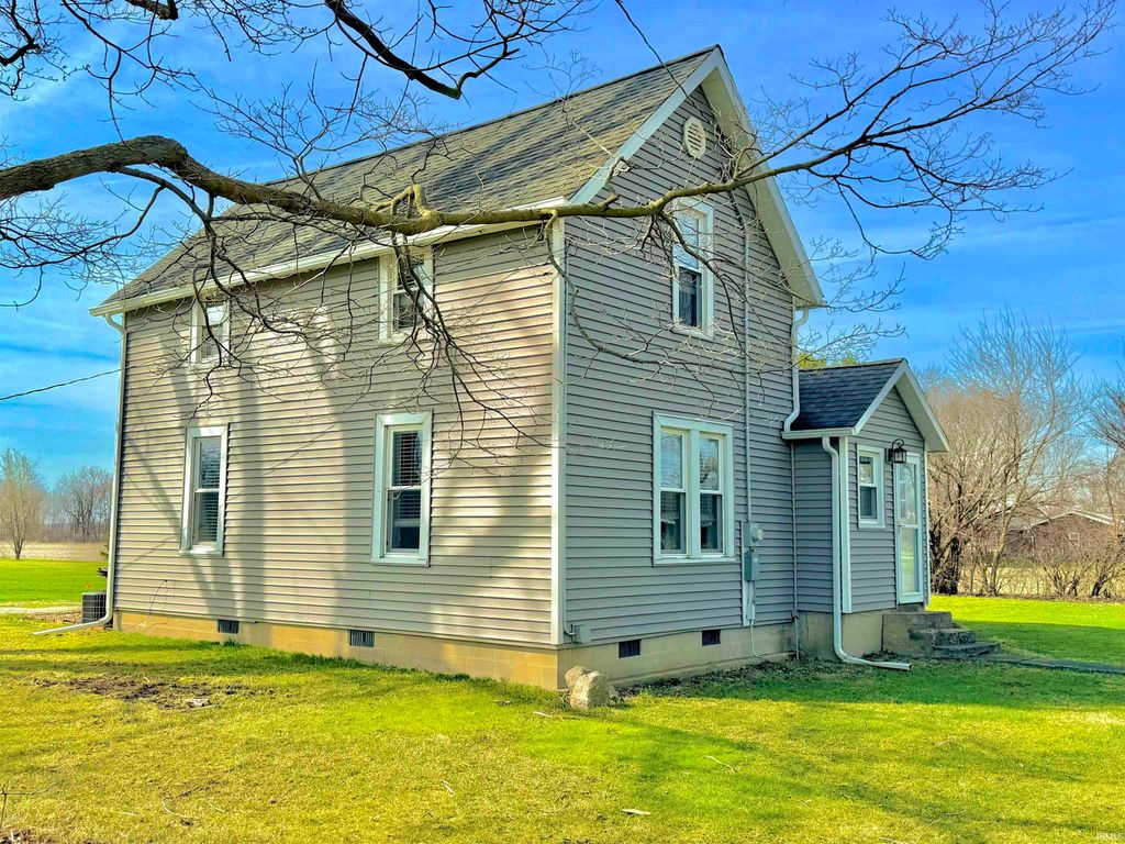 Photo of 1461 Queen Road, Walkerton, IN 46574 (MLS # 202609571)