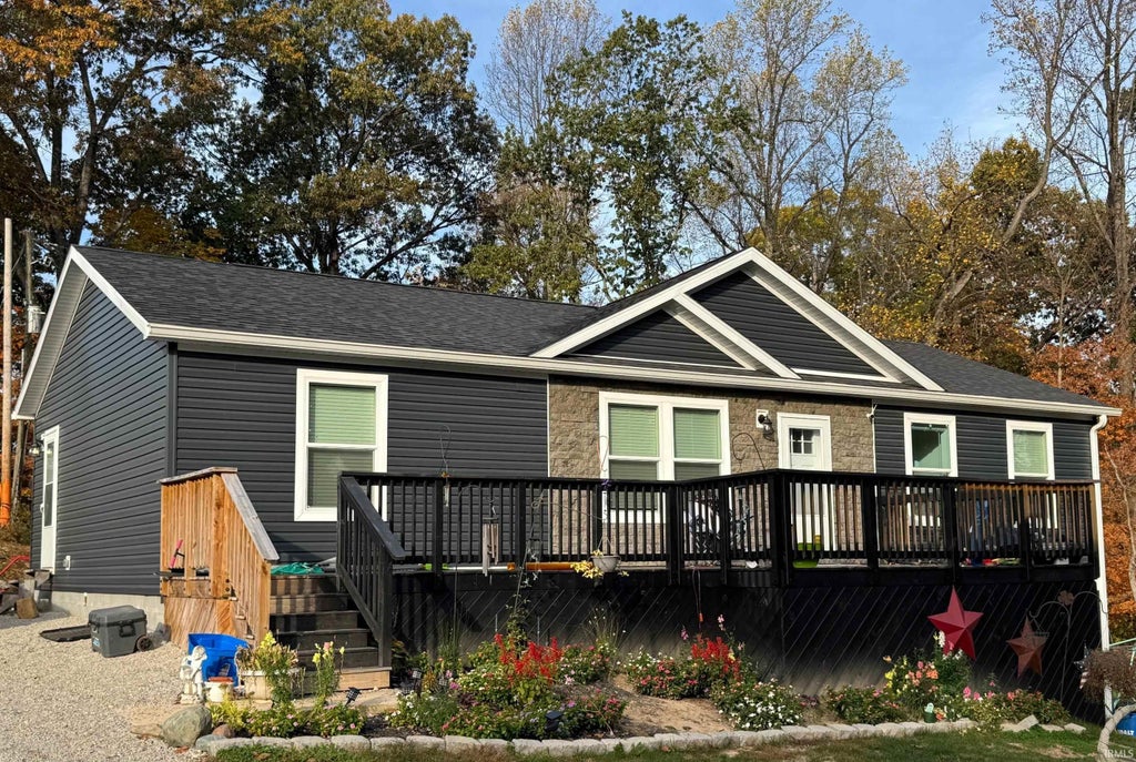 Photo of 125 White Lane, Bedford, IN 47421 (MLS # 202644523)