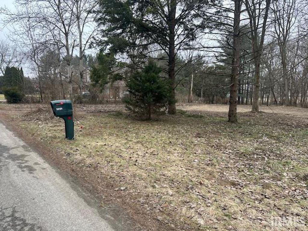 Photo of 55131 Pear Road #12, South Bend, IN 46628 (MLS # 202607301)